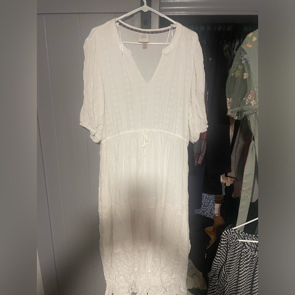White Knox rose dress size XXL